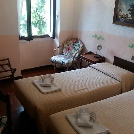 Hotel Rondanino Hotel Lanzo dʼIntelvi