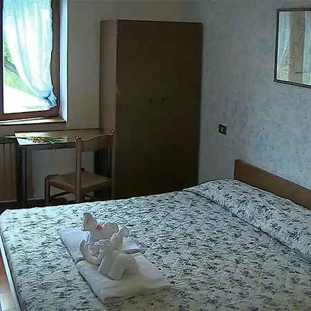 Hotel Rondanino Lanzo dʼIntelvi