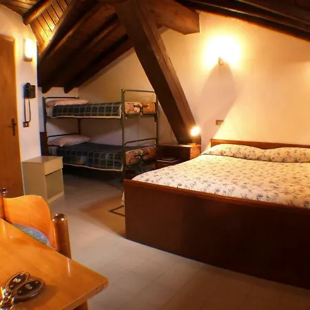 ホテル Hotel Rondanino